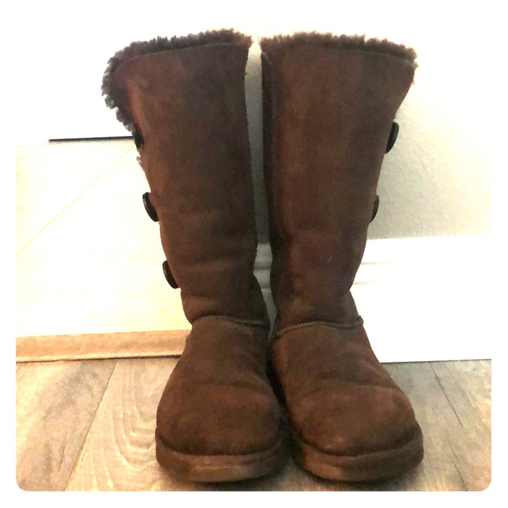 Authentic,Tall-Chocolate Brown UGGs-S9 Gently Used